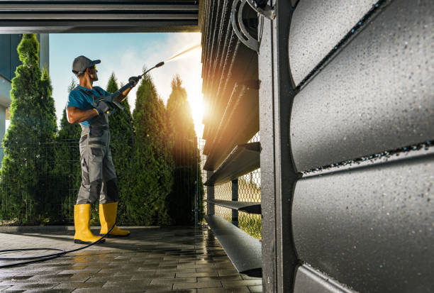 Best Pool Deck Cleaning  in Quincy, WA